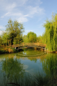 河流 湖泊