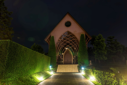 小教堂夜景