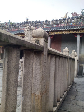 石圍欄