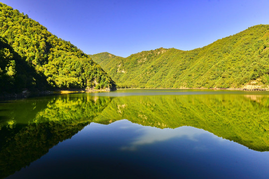 高原天池