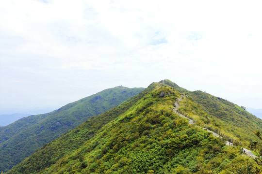 七星岭刃脊 山峰