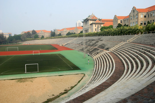 厦门大学校内体育场