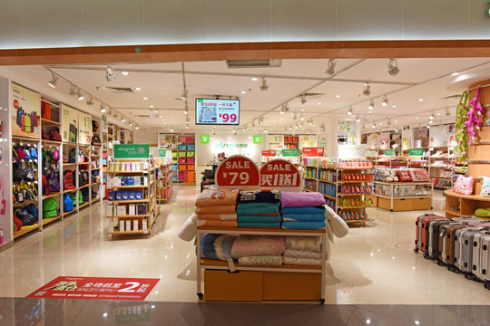 毛绒玩具店 家居百货店