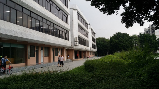 大学校园