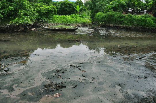 河涌污染