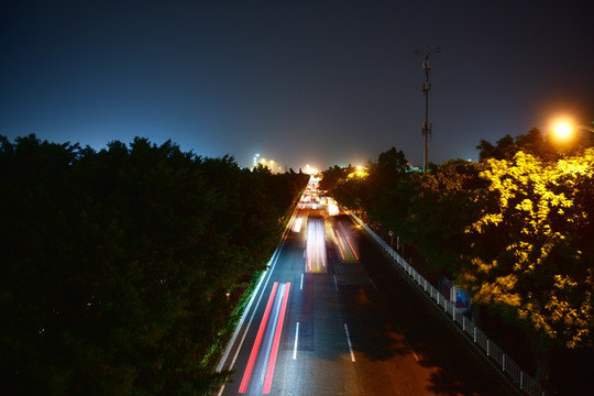 马路夜景