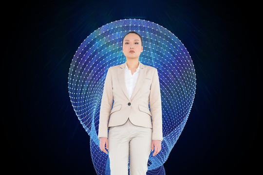 嚴(yán)肅的商人看著鏡頭的復(fù)合形象