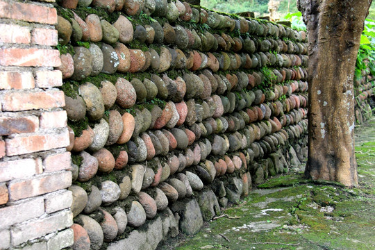 石坎 石墙  鹅卵石