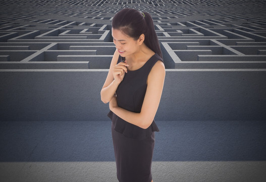 女商人微笑著的復(fù)合形象