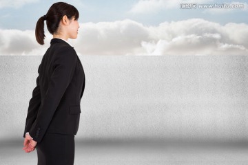 女商人背對(duì)著鏡頭的復(fù)合形象