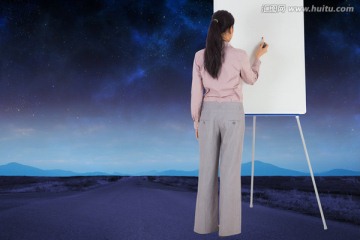 女商人畫畫的復(fù)合形象