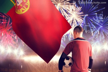 足球運(yùn)動(dòng)員抱著球的復(fù)合形象