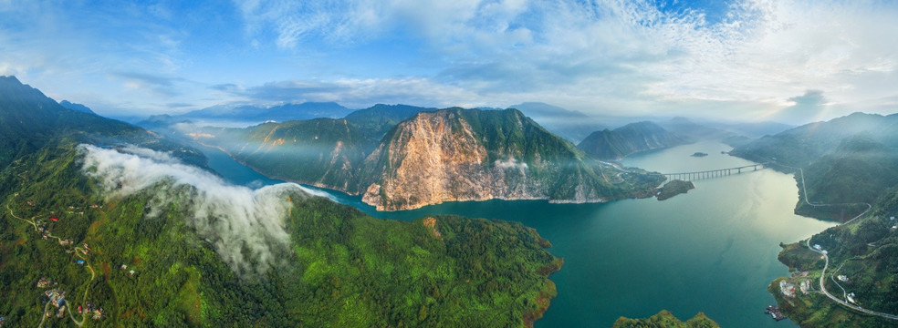 都江堰紫坪铺全景图