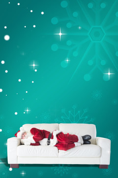 圣诞老人躺沙发上睡觉的复合形象