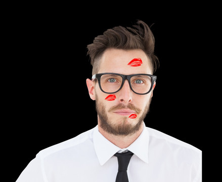 男人戴著眼鏡看著鏡頭的復(fù)合形象