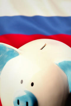 小豬銀行的復(fù)合形象