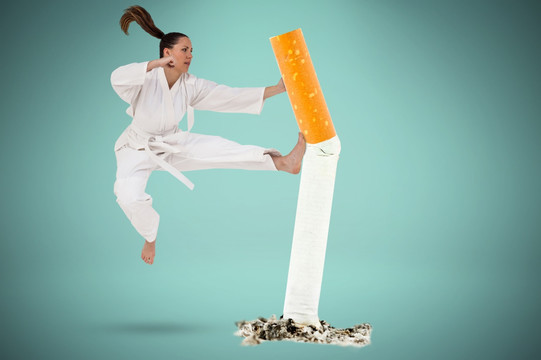 練著武術(shù)的女運動員