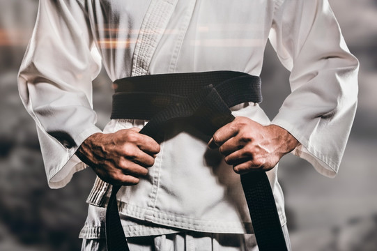 男人練武術的復合形象