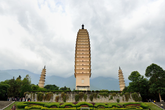 大理崇圣寺三塔