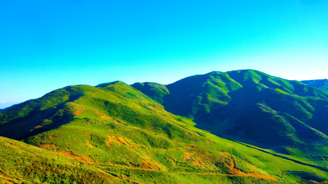 山岭 山峦起伏