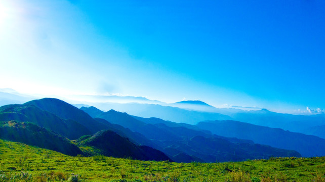 崇山峻岭 山顶风光