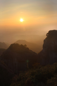 龙川霍山