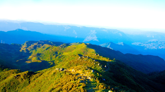 山脉 阳光