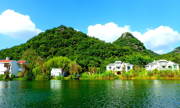 湖景度假楼盘