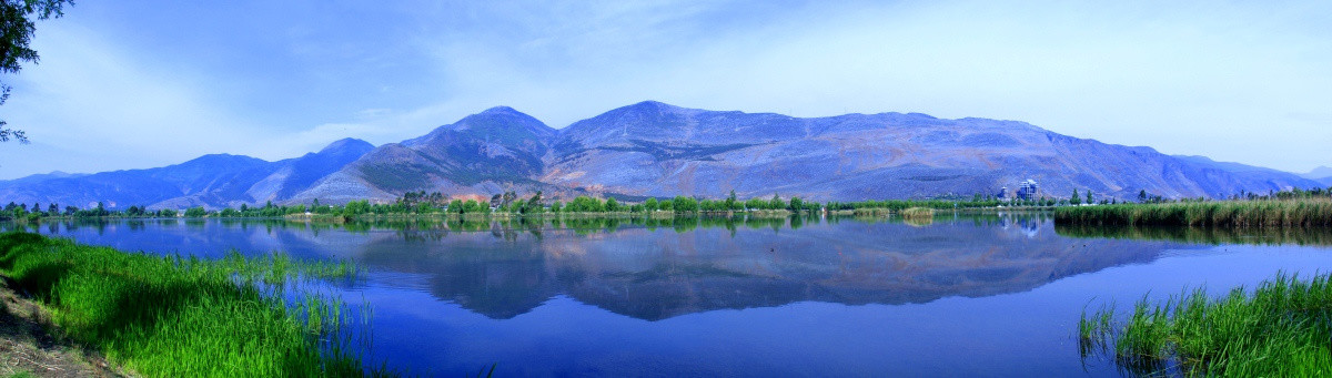 大理鹤庆草海全景