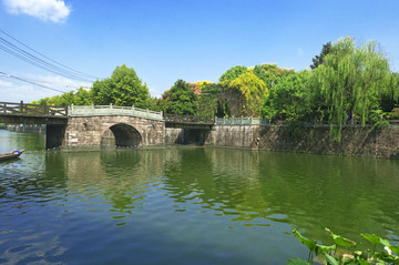公园石桥
