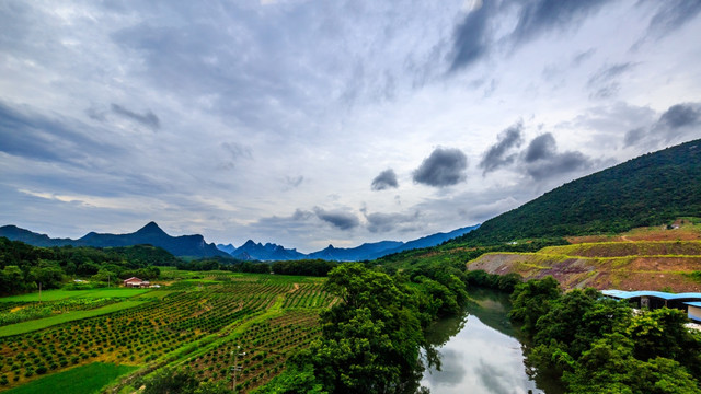 贵州旅游沿途风景