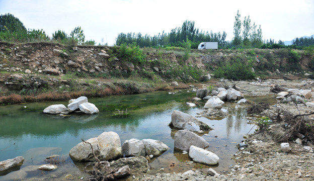 小河   河水  溪流