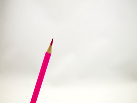 彩铅 彩色铅笔 一支 斜 玫红