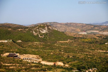 远处山野风景