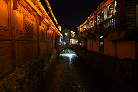 丽江古城夜景