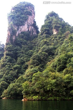 宝峰湖山水风光