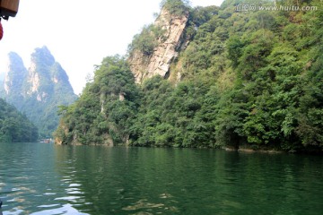 宝峰湖风景区