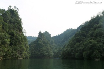 宝峰湖山水风光
