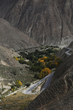 高山丘壑