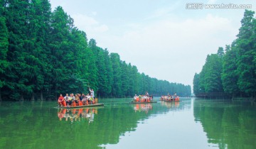 水上森林漂流竹筏摄影风景