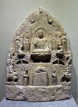 唐代砂石雕佛像
