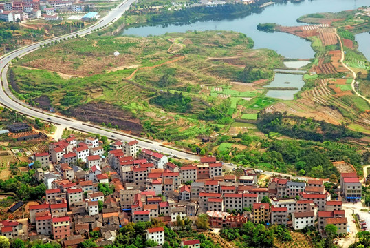 金华尖峰山石墙脚村