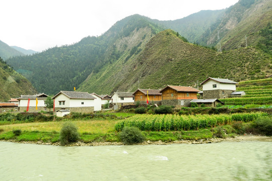 山村 川西农村