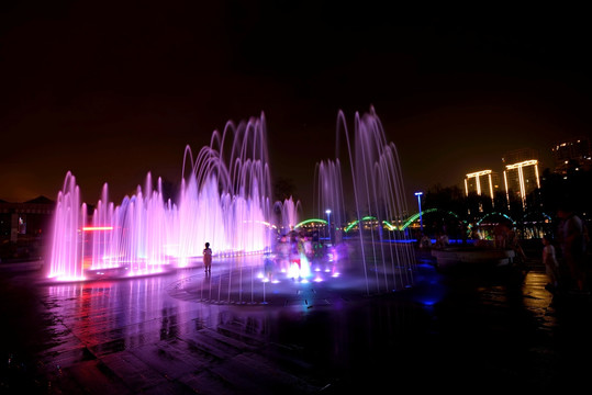 金华五百滩公园 喷泉夜景 红白
