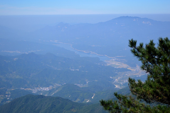 高山远眺