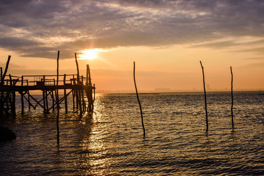 海岛夕阳