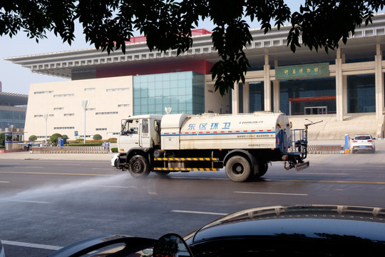 城市洒水车