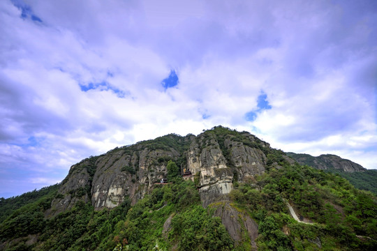 建德大慈岩 山崖全景