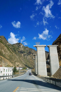 高原公路建设 高架桥桥墩