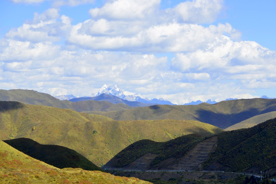 若尔盖风光 群山冰川雪山